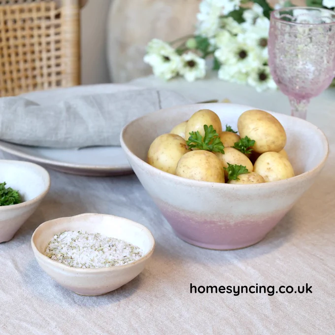 Valence Dusty Pink Tableware.
homesyncing.co.uk