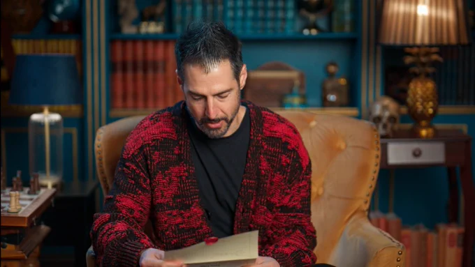 Rob C reading his death note