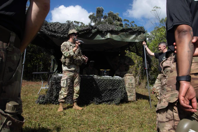 25th Infantry Division's tech round-robin