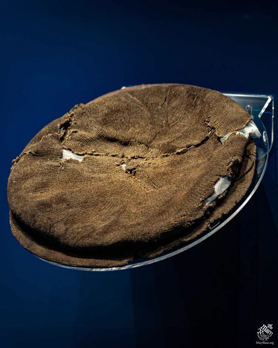 A woollen cap, knitted in the round in simple stocking stitch with a diameter of 260mm at the crown (800mm circumference)