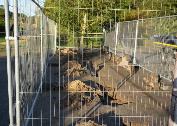 Site works are underway at Summerhill Country Park as part of our efforts to provide a safe and enjoyable environment for all visitors. They are due for completion by 26th September.
They may result in some restrictions or minor disruption.
Thank you for your understanding.