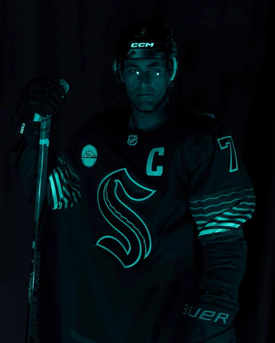 Photo of ebs in glowing third jersey.