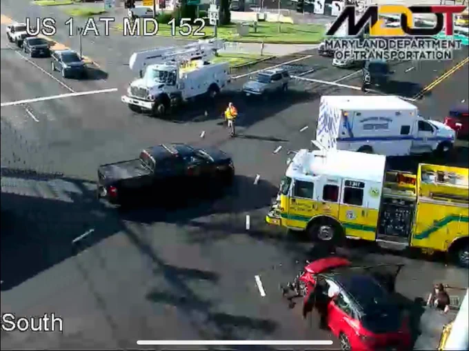 Vehicle crash scene on screenshot from traffic camera
