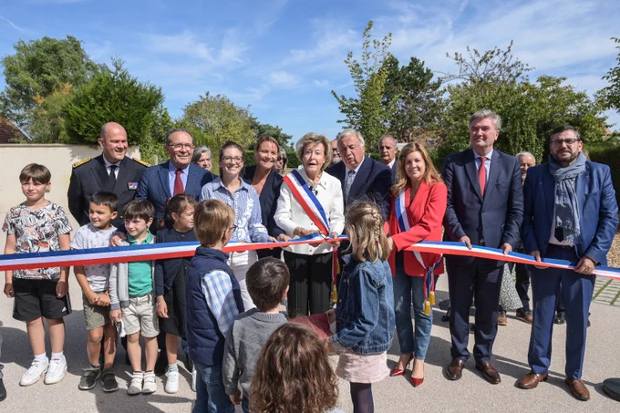 Inauguration de la cour végétalisée de l'école communale d'Orphin