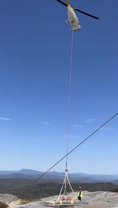 Cardigan Mtn. fire tower repairs - 2025-09-11 helicopter flight - vertical lift