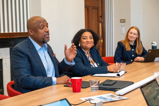 Chancellor of the University of Illinois Urbana-Champaign, Charles L. Isbell, Jr., and Dr. Sammer Saleh Jones, Illinois’ Director for Global Relations.