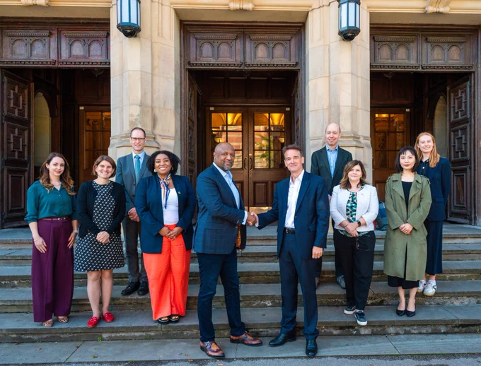 Charles L. Isbell, Jr. - Chancellor of the University of Illinois Urbana-Champaign is welcomed to Birmingham by Professor Robin Mason, Pro-Vice-Chancellor (International) 