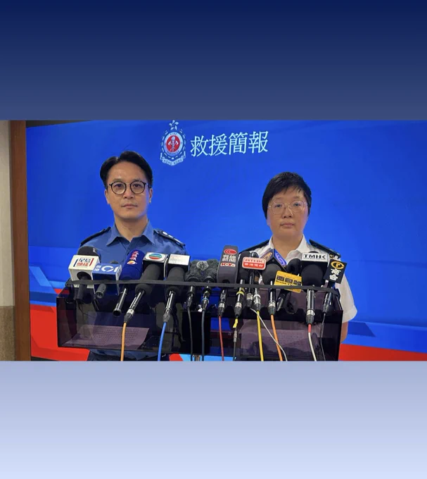 SPEAKER ON THE LEFT

Mr. FOK Chun-ming
Deputy Chief Fire Officer (Corporate Strategy)
🚒🚑 Fire Services Department

➕

SPEAKER ON THE RIGHT

Ms. CHIU Wai-ming
Divisional Commander of Chai Wan Police Division
🚓🚨 Hong Kong Police Force

—warning the public against engaging in risky activities such as wave-watching in times of adverse weather during a media briefing session regarding the rescue operation