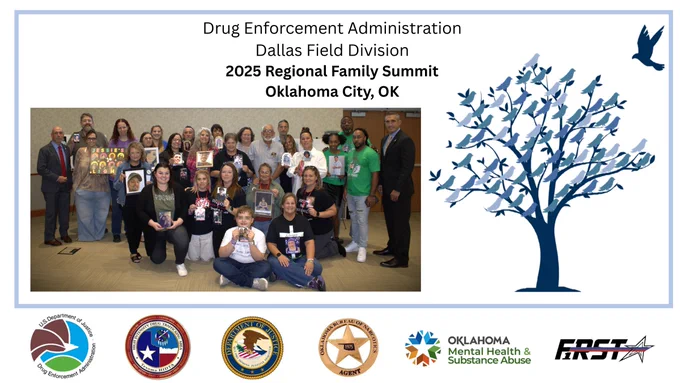 Image of Special Agent in Charge Joe Tucker, Assistant Special Agent in Charge Brian Epps and families that attended Regional Family Summit 