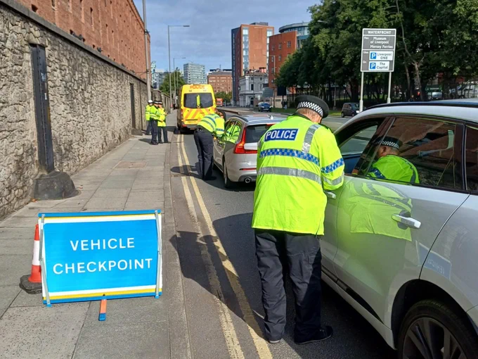 Project Servator officers at a vehicle checkpoint on Wapping in Liverpool city centre