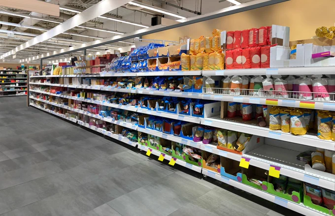 A long, clean supermarket shelf rendered like a blank canvas for products. Each tier is evenly spaced, brandless, and minimalistic, ready for designers to place packaging concepts and visualize layouts. Perfect symmetry, neutral colors, and sharp edges make it ideal for mockups or planogram presentations.

https://www.shutterstock.com/g/Hitra?rid=193867524&utm_medium=nativeapp&utm_source=ctrbreferral-link
 #Shelf #Mockup #PlanogramDesign #RetailMockup #GraphicDesign #Brandless  #ProductDisplay #RetailVisualization #StoreDesign