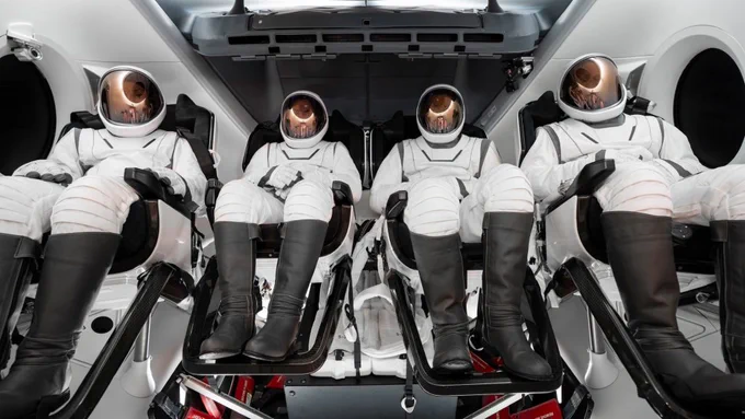 The four-person crew of the Polaris Dawn mission pictured wearing their SpaceX extravehicular activity suits.
Credit: SpaceX