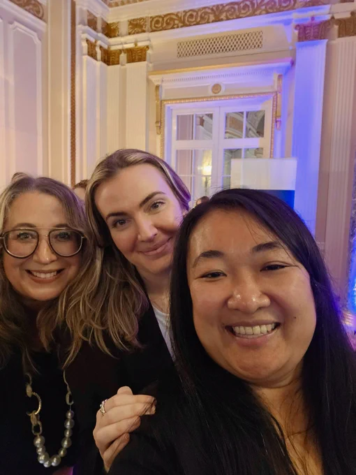 A group selfie.