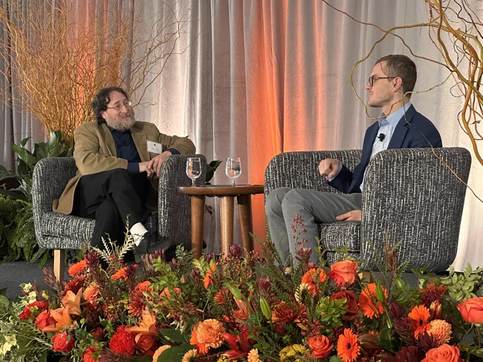 Craig Arnold on stage with Justin Silpe