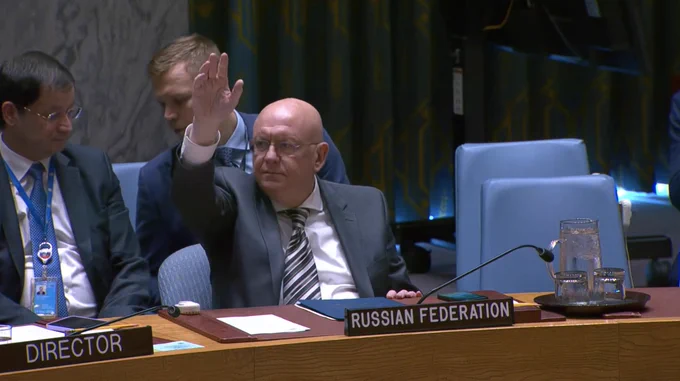 Security Council members vote on the draft resolution – abstain