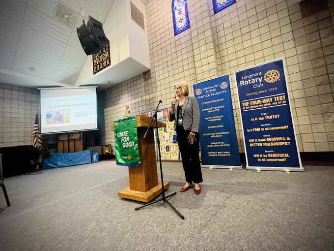 Dr. Kapushion presenting to Rotary