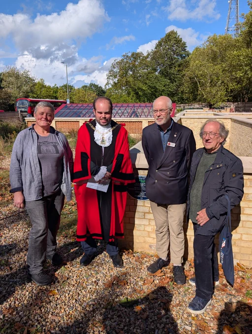 The Mayor at the plaque unveiling.