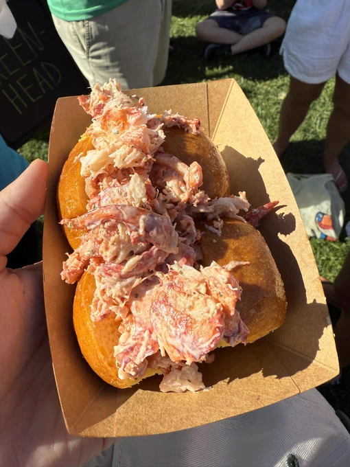 Lobster roll