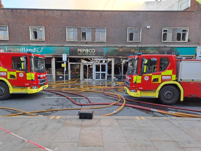 Picture of High Street Penge following fire earlier this morning in a retail store.