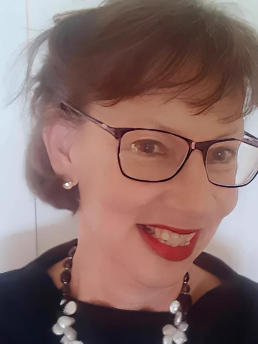 Gillian’s talk about her time in what was then a man’s army, also celebrates women in the services. She has been amusing audiences up and down the country with her anecdotes ever since and has written a book about it all, ‘It’s A Girls’ Life in the Army!’