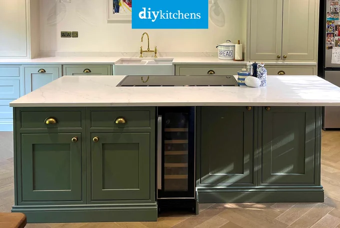 An Innova Bramley Cashmere Shaker #kitchen | DIY Kitchens