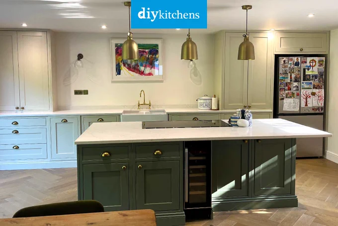 An Innova Bramley Cashmere Shaker #kitchen | DIY Kitchens