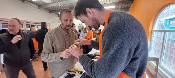 A new Fixing Factory has launched in #Haringey.

Located in Florentia Village, it’s empowering locals to repair electronics, learn hands-on skills, and cut waste 