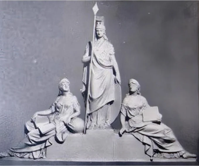 The plaque, unveiled on 9th October 2025, stands in front of a figure depicting Minerva, the goddess of wisdom, which once stood on the pediment of the Royal Institution in Albion Street.
The institution building, which was the society’s home from 1854 to 1943 and Hull’s Municipal Museum, was destroyed by fire in 1943 during an intense Nazi bombing raid in the Second World War. The surviving carvings, created by Hull sculptor William Day Keyworth, were later moved to the Museums Quarter Gardens.