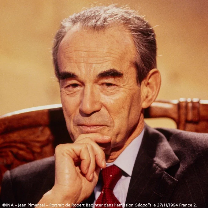 ©INA – Jean Pimentel – Portrait de Robert Badinter dans l’émission Géopolis le 27/11/1994 France 2.
