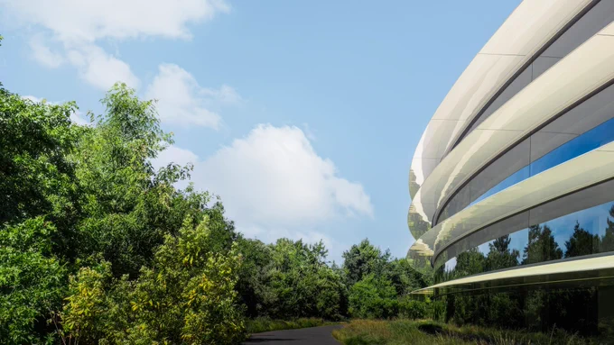 A picture of Apple Park, outer ring.