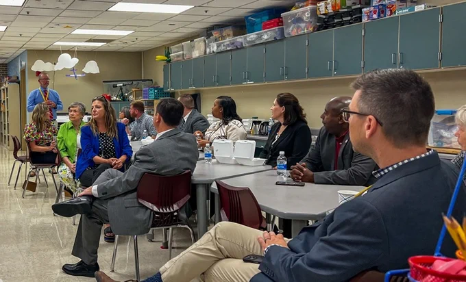 We were honored to welcome the Tennessee Department of Education team to Cleveland City Schools today. Thank you for taking time to see how we’re supporting our students and families every day. 💙 #BuildingChampions #BuildingCommunity #ChooseCleveland
