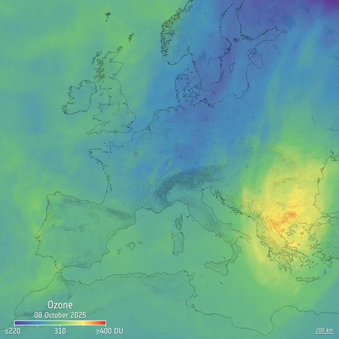 This image shows a vertical column of ozone. While ozone high up in the stratosphere plays a crucial role in shielding life on Earth from harmful ultraviolet radiation, ozone in the lower atmosphere acts as a pollutant, contributing to poor air quality and respiratory problems.

The overall ozone levels here are within the expected range.