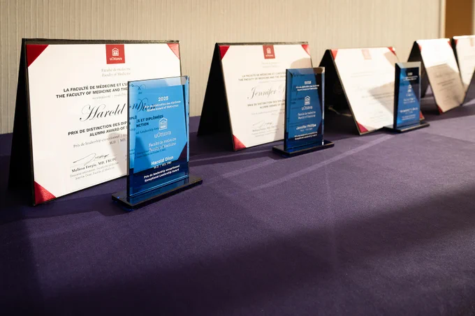 Close-up of the trophies and certificates presented at the University of Ottawa Faculty of Medicine’s 2025 Alumni Awards of Distinction ceremony.