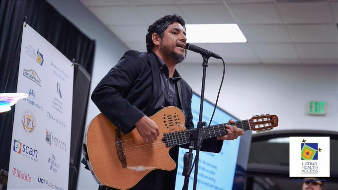Moises Vazquez Singing