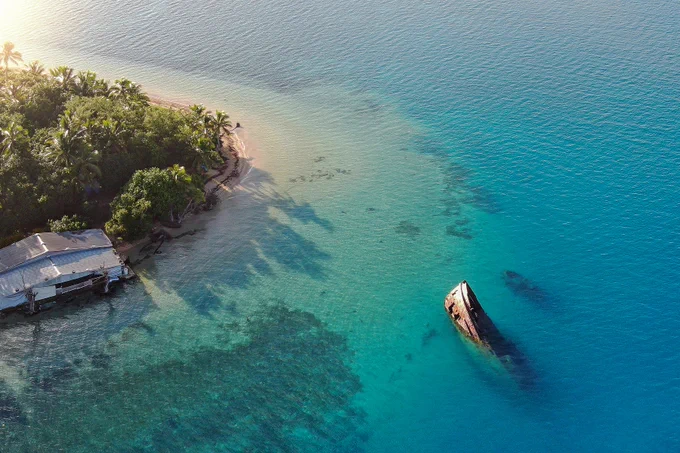 Sunken ship off Tongatapu Island, Tonga