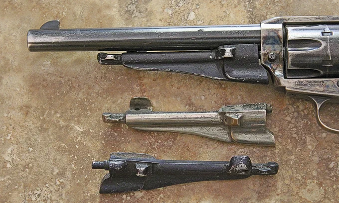 Photo from https://www.truewestmagazine.com/article/hollywoods-six-gun-fakery/