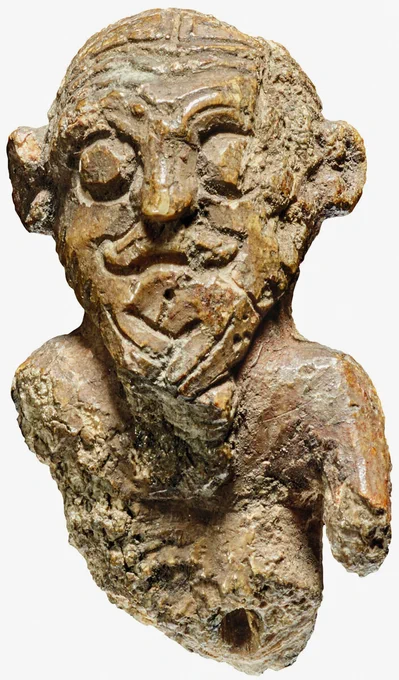 Viking chess piece (📸 Roberto Fortuna/Courtesy the National Museum of Denmark)