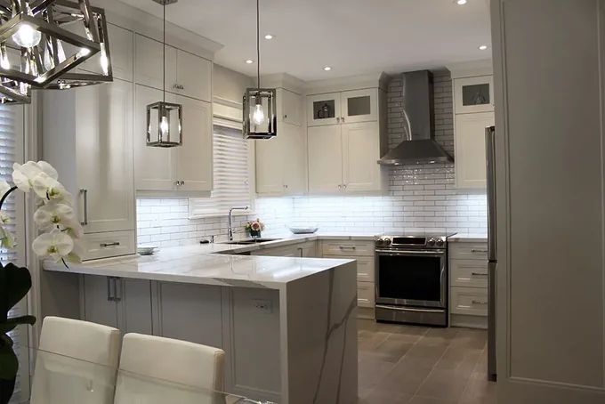 ELEGANT FULL KITCHEN & CABINET TRANSFORMATION ✨🏡

Transform your home with a stunning modern kitchen makeover! 💫 From sleek cabinets to elegant countertops, this full renovation blends beauty, function, and style. 💎 Whether you’re cooking, entertaining, or relaxing, your kitchen will now be the heart of your home. ❤️