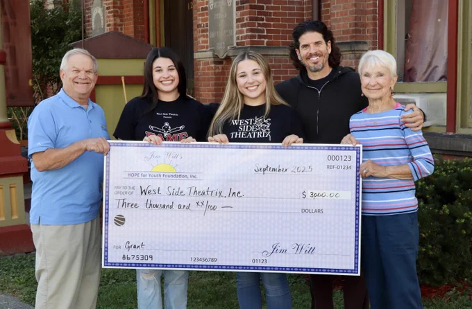 Carly was a 2024 Hope Scholarship Winner.
Louie Perez is their founder and producer.
Lindsey is a West Side Theatrix alumna andi s the
Production Manager/Director
Lori Kershenbaum (not shown) is the Media/Marketing Director