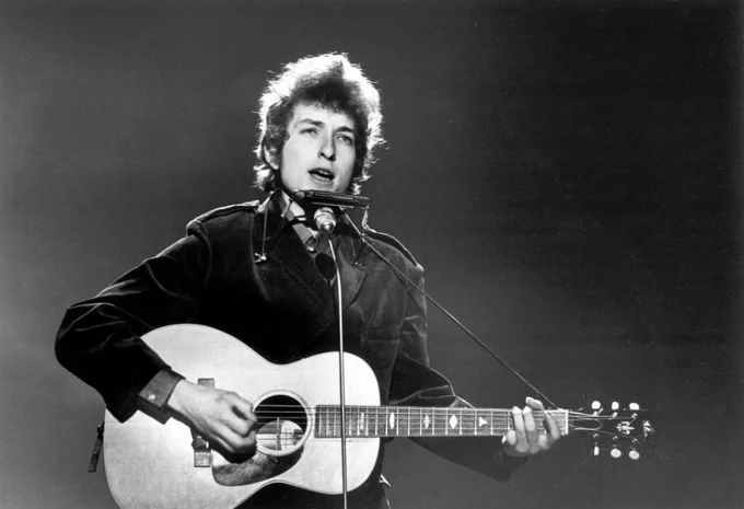 Bob Dylan Awarded Honorary Doctorate from Berklee College of Music