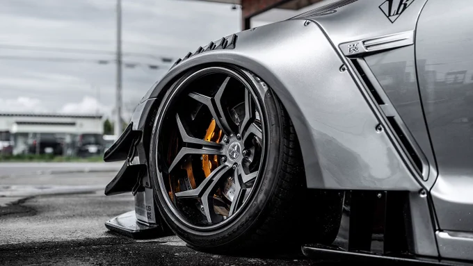 Liberty Walk TYPE 2 LB-WORKS Nissan GT-R R35 Full Body Kit