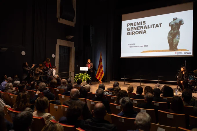 La consellera Paneque durant la cloenda de la 3a edició dels Premis Generalitat Girona
