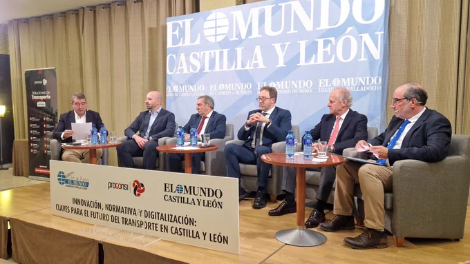 De izquierda a derecha: Pablo R. Lago, Alejandro Fernández, José Luis Sanz Merino, Tomás Castro, Vicente Alciturri y Fernando García.