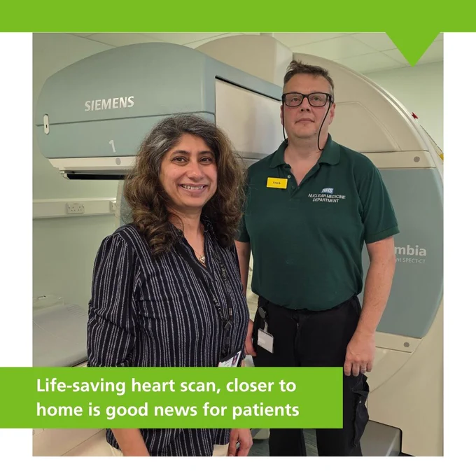 Dr Gul and Frank Grew in front of the new diagnostic machine