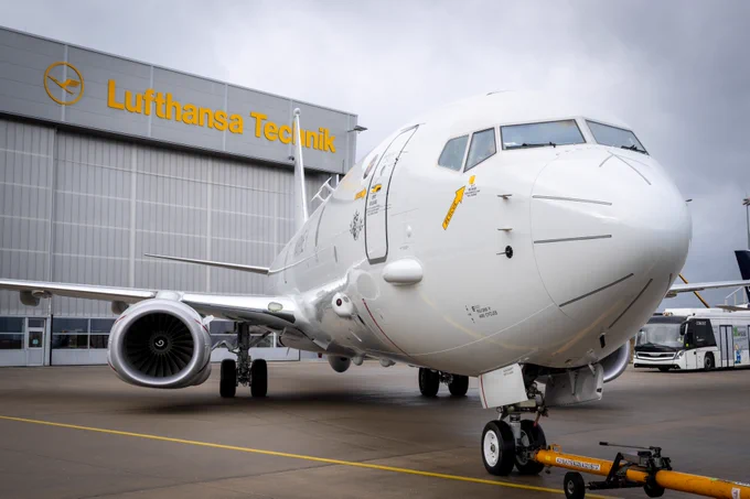Boeing contracts Lufthansa Technik Defense for sustainment of 
German Navy’s P-8A Poseidon 
Broad range of Maintenance, Repair and Overhaul services for eight maritime patrol aircraft
Unrivalled Boeing 737 expertise ensures fast entry-into-service 
Lufthansa Technik Defense enhances Germany’s operational readiness and contributes to Germany’s “Zeitenwende”

