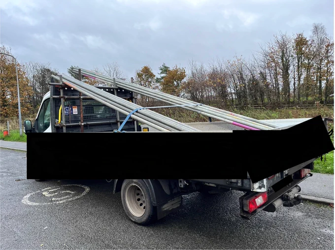 Scaffold vehicle with only a strap for security