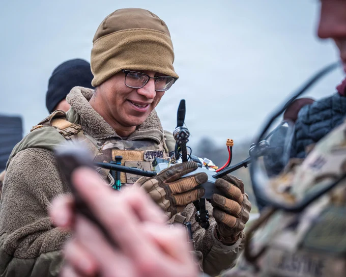 ✨ Project Flytrap 4.5: The 5th Battalion showcased cutting-edge c-UAS tech at Putlos, Germany! Our air defenders engaged and captured drones, enhancing NATO's deterrent capabilities. 🤝 #ProjectFlytrap #AirDefense #cUAS #NATO