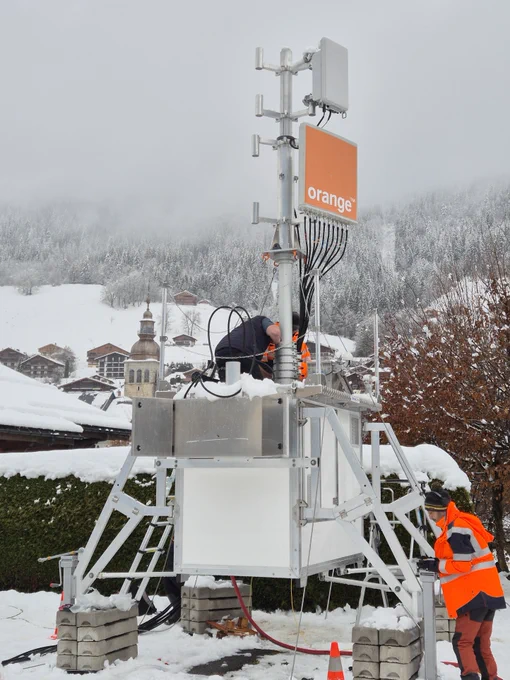 Installation d'un moyen mobile Orange au Grand Bornand