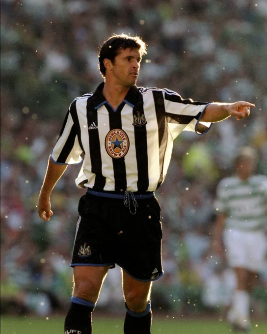 Gary Speed in action