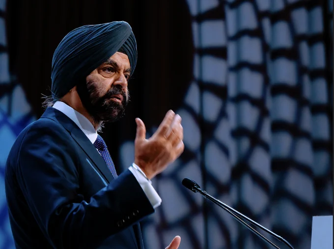 World Bank Group President Ajay Banga speaks at the Annual Meetings plenary. Photo: Tolani Alli / World Bank